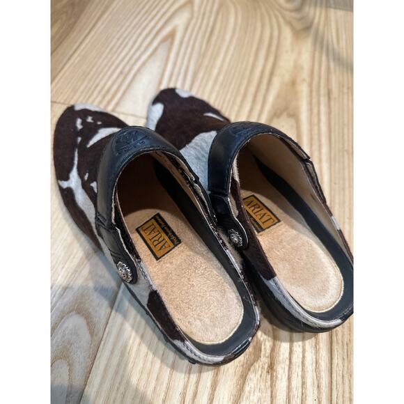 Ariat Cow Print Calf Hair Slip On Mule Clog, Womens Size 10, brown and white - Picture 4 of 8